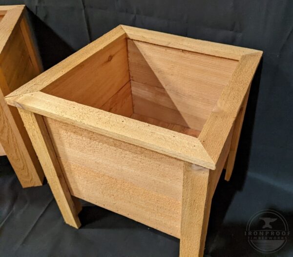 16 Inch Cedar Planter Flower Boxes - IRONPROOFTIMBERWORKS.com